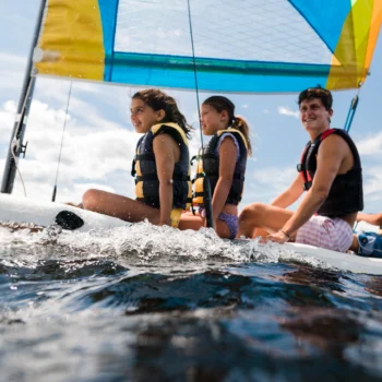 kids and teens sailing.